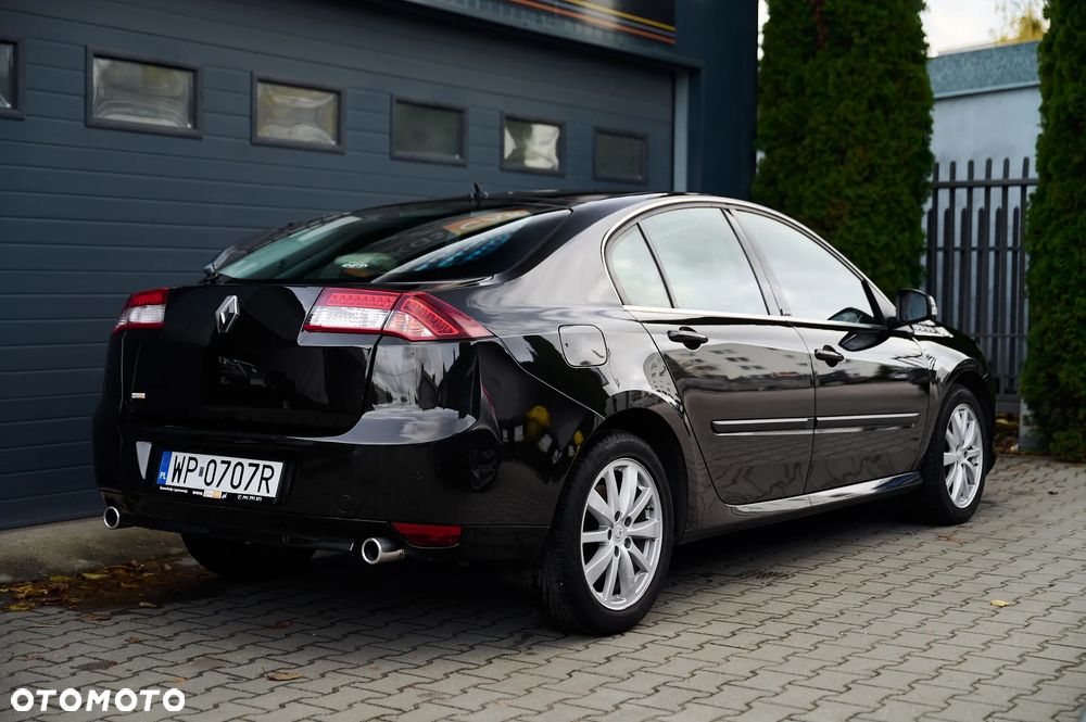 Renault Laguna 2.0 dCi Initiale - 33