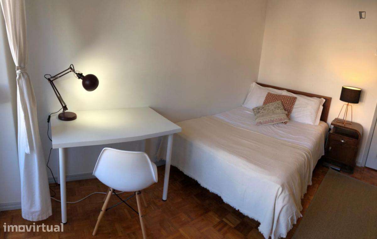 Quarto - localizado em Anjos Lisbon - Grande imagem: 3/40
