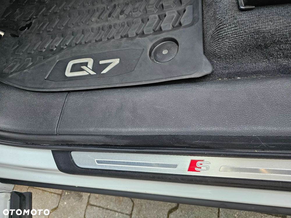 Audi Q7 - 18