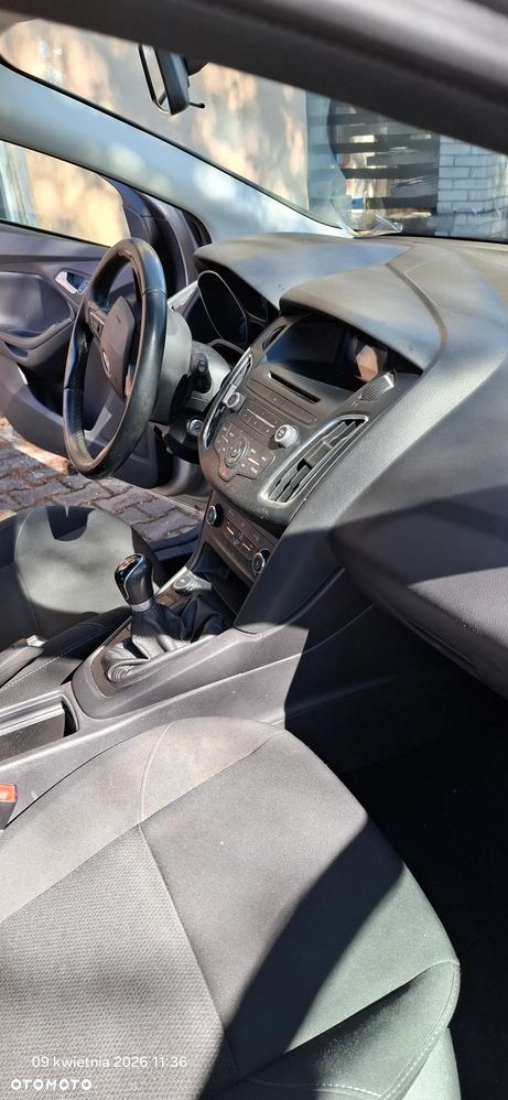 Ford Focus 1.6 Edition - 10