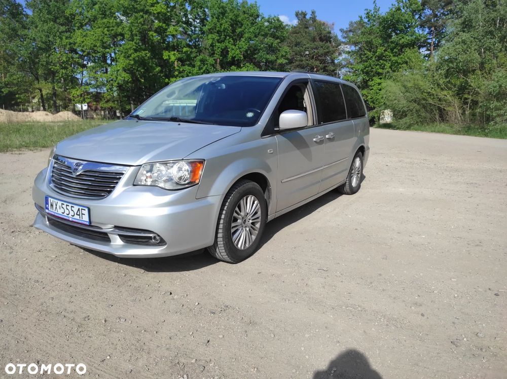 Lancia Voyager 2.8CRD Gold - 1