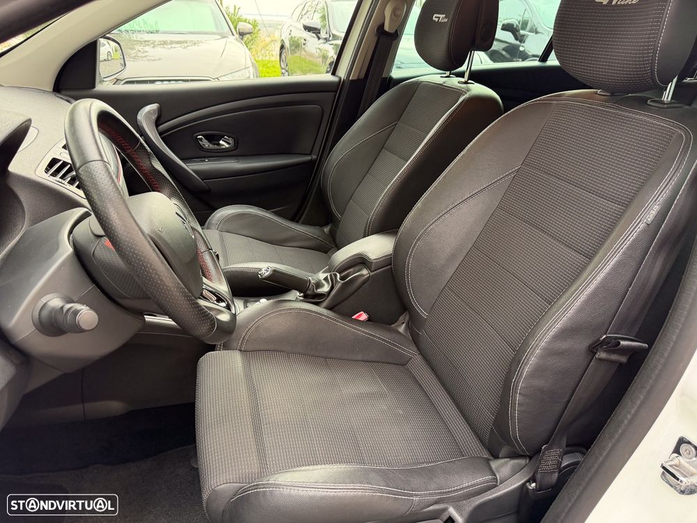 Renault Mégane Sport Tourer 1.5 dCi GT Line - 11