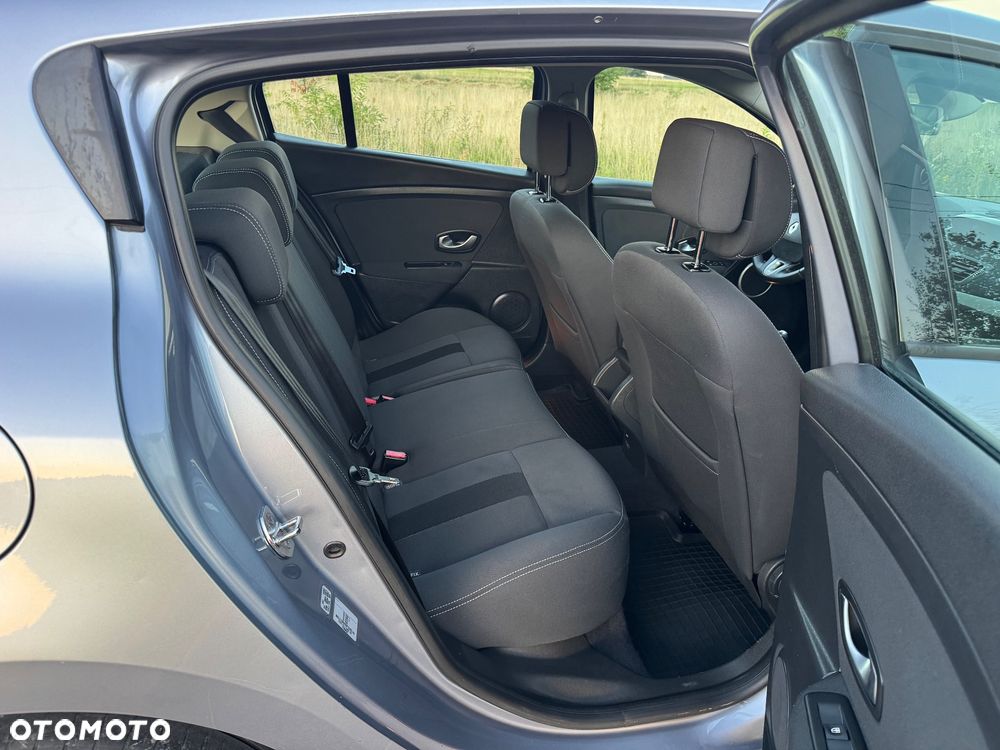 Renault Megane 1.9 dCi Dynamique - 10