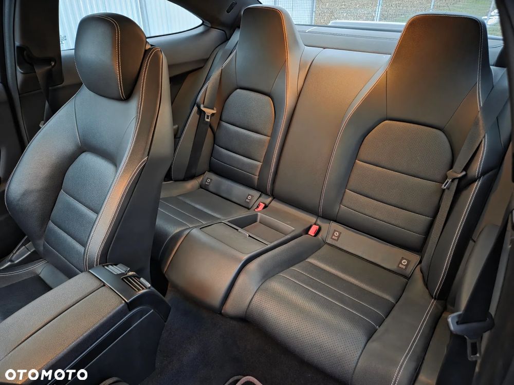 Mercedes-Benz Klasa C 350 7G-TRONIC Edition - 10