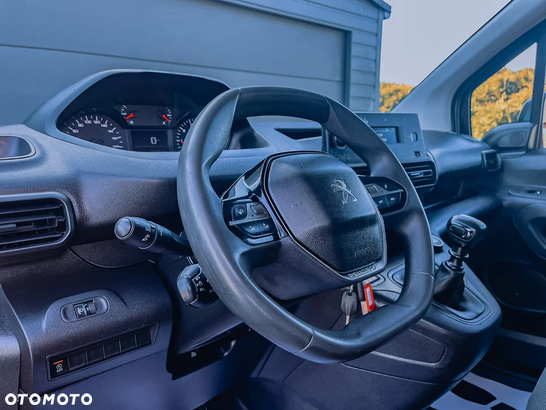 Peugeot Partner 1.5l 4x4  Long Asphalt - 13