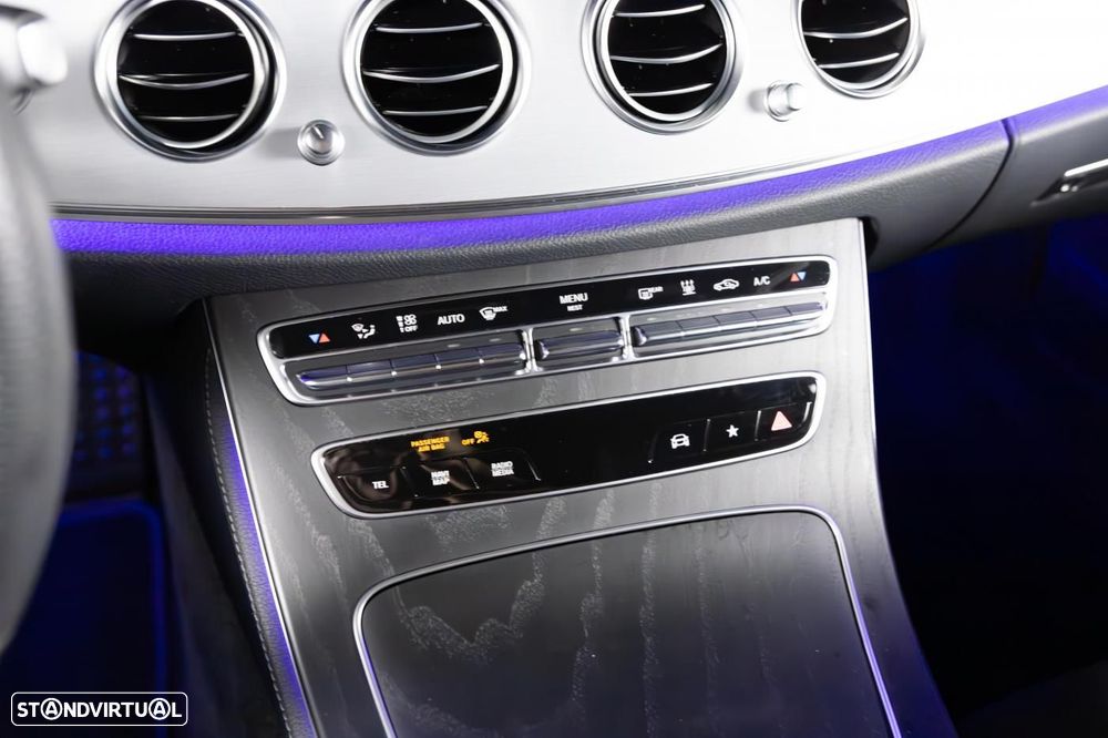 Mercedes-Benz E 300 de T 9G-TRONIC AMG Line - 29