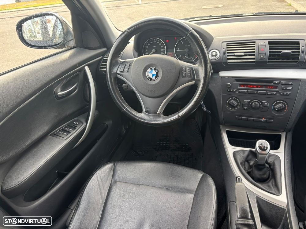 BMW 116 d Urban Line - 24
