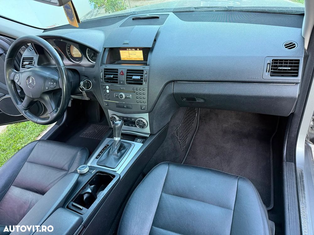 Mercedes-Benz C - 9