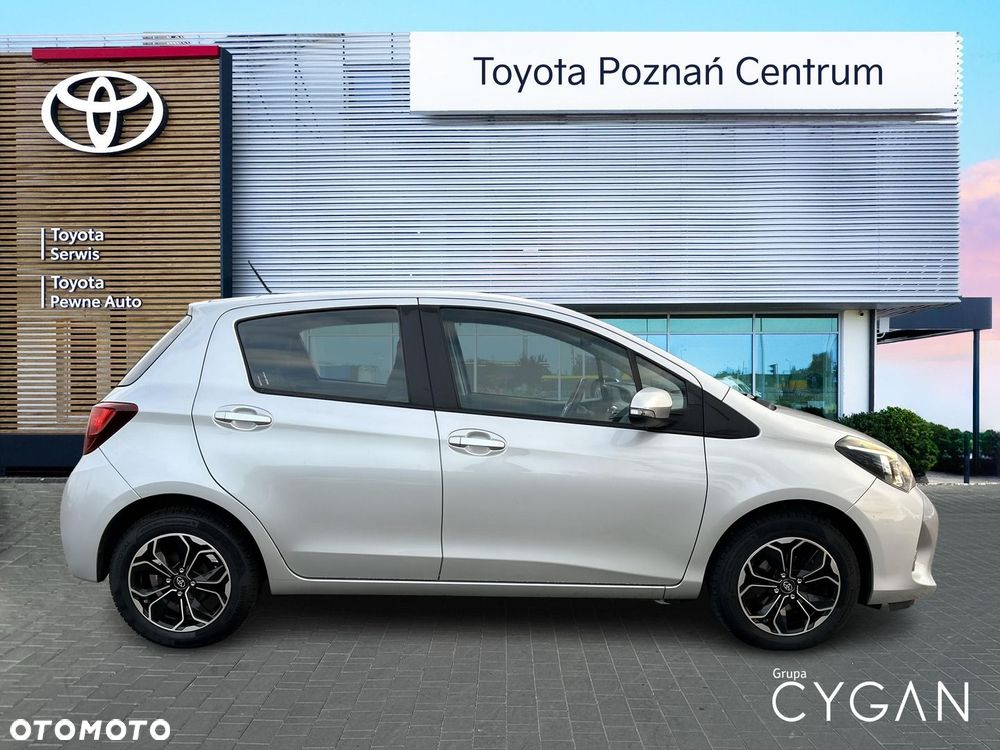 Toyota Yaris - 6