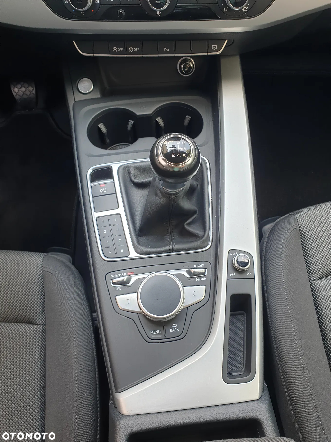 Audi A4 Avant 2.0 TDI ultra - 24