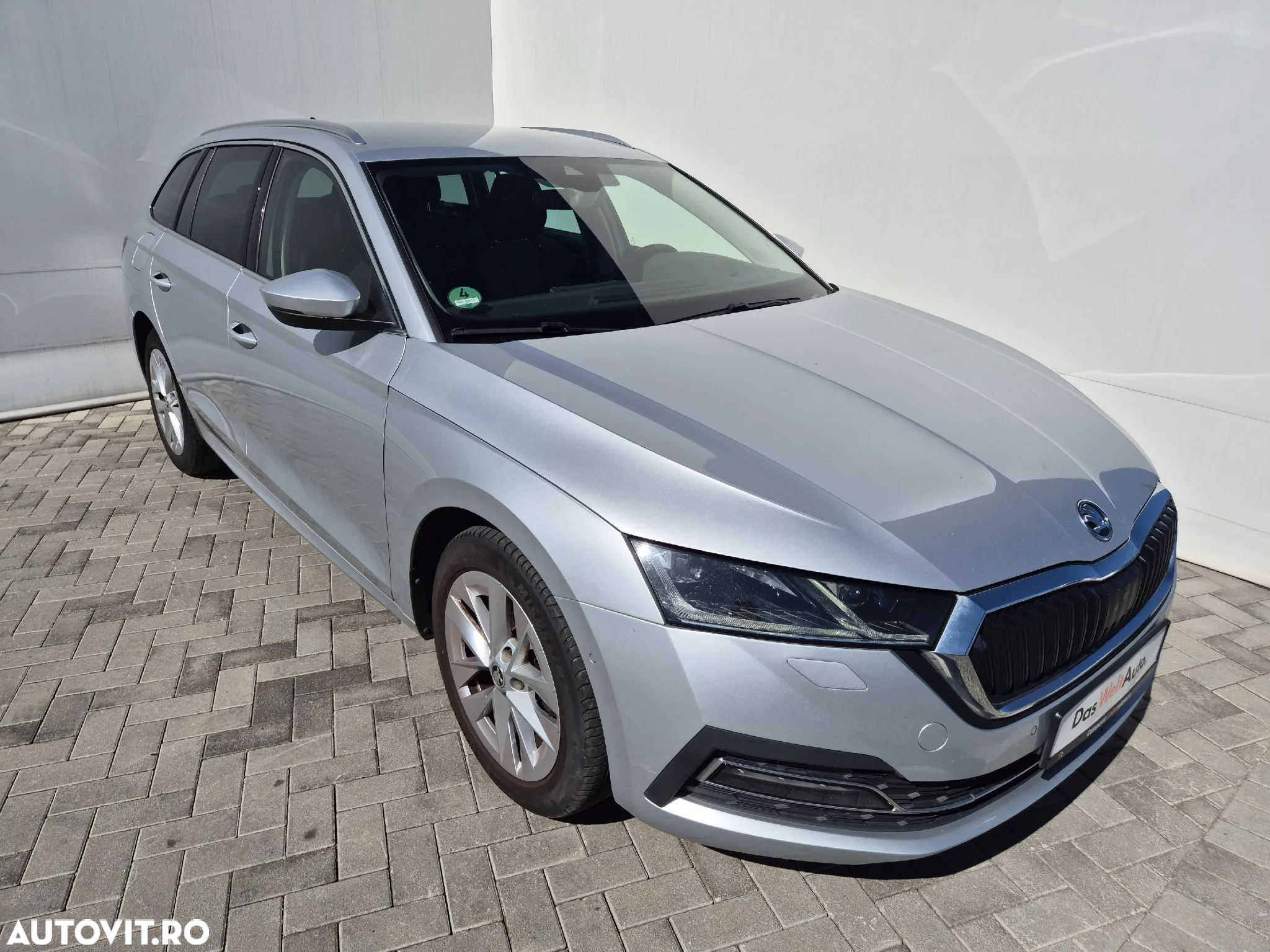 Skoda Octavia Combi 2.0 TDI DSG Style - 7