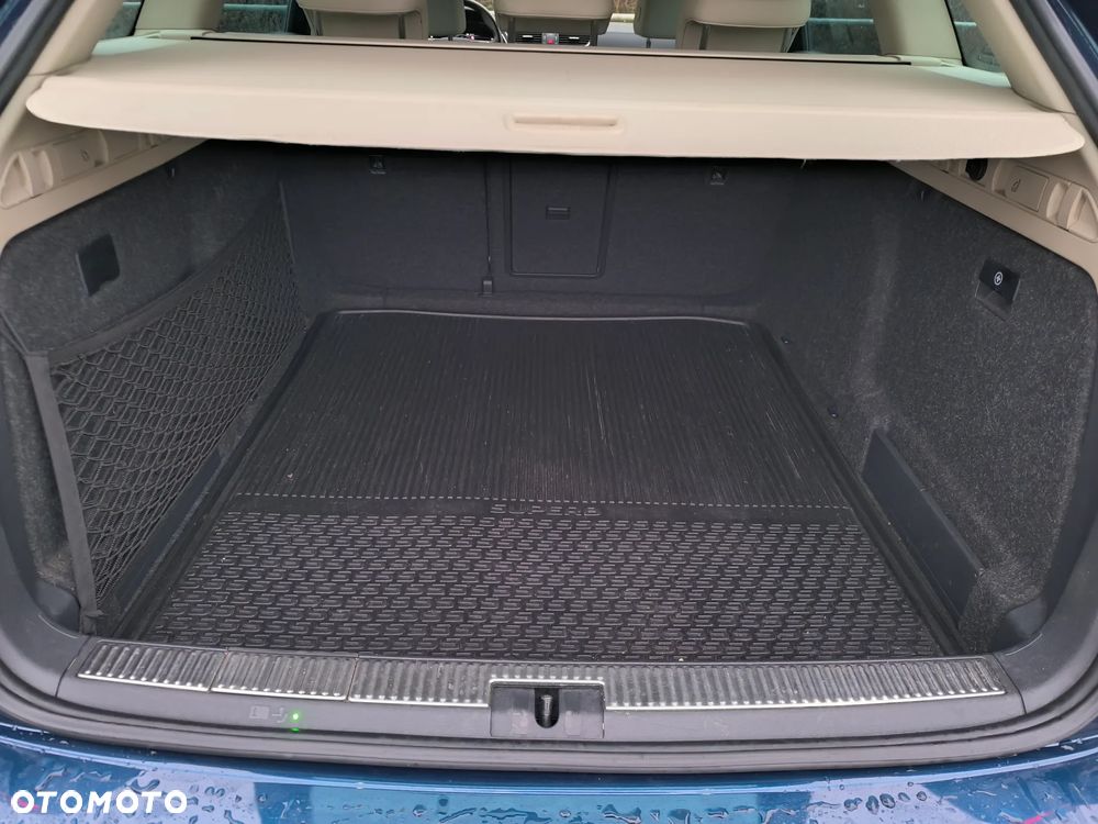 Skoda Superb 2.0 TDI SCR 4x4 L&K DSG - 6