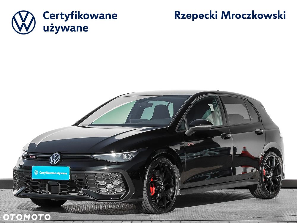 Volkswagen Golf - 2