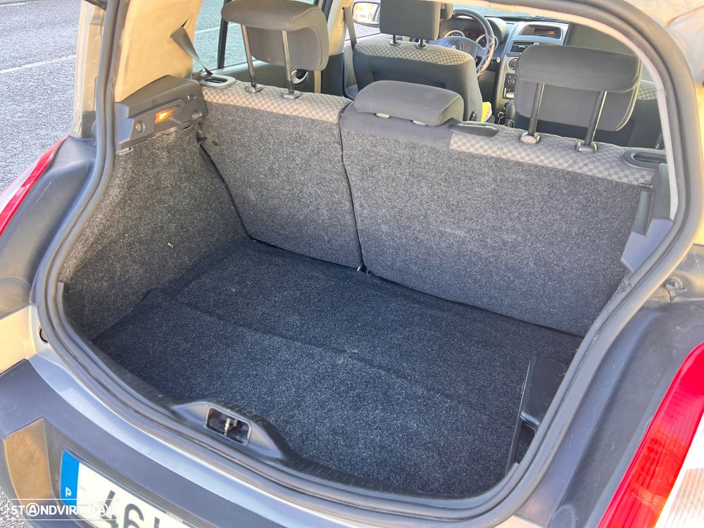 Renault Mégane 1.4 Expression - 13