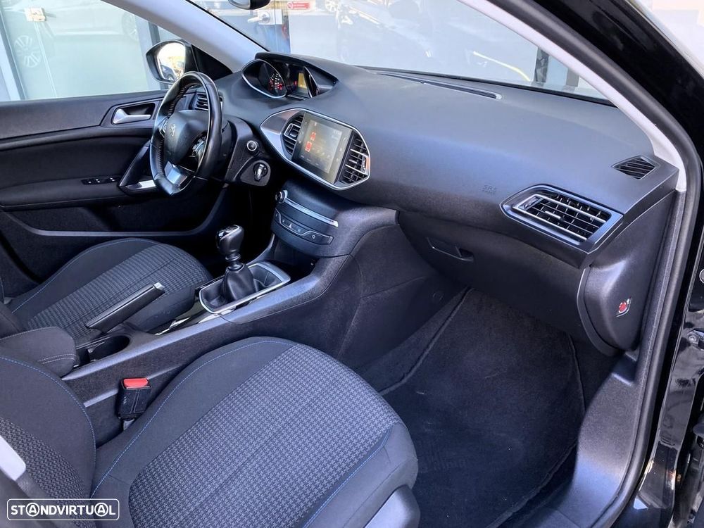 Peugeot 308 SW 1.5 BlueHDi Style - 11