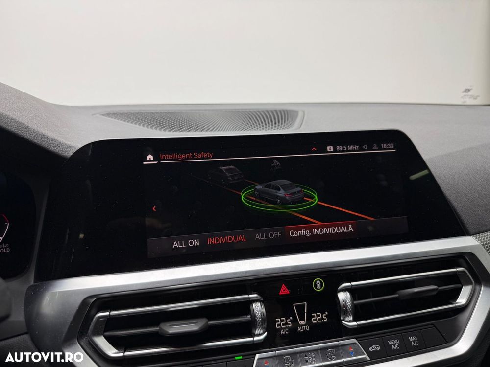 BMW Seria 3 318d Aut. M Sport - 16