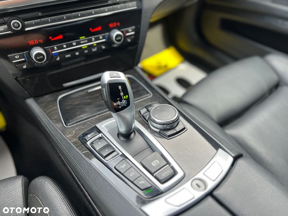 BMW Seria 7 - 27