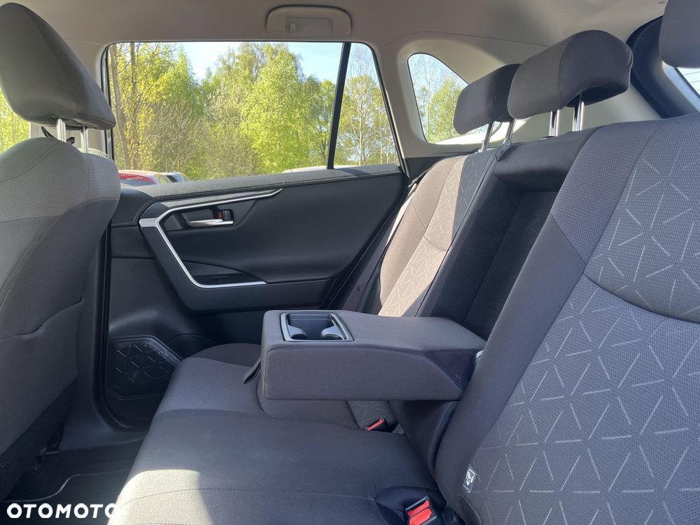Toyota RAV4 - 11
