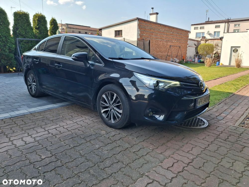 Toyota Avensis 2.0 Prestige MS - 22