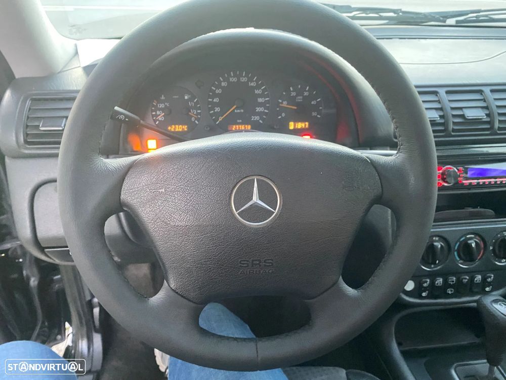 Mercedes-Benz ML 270 - 17