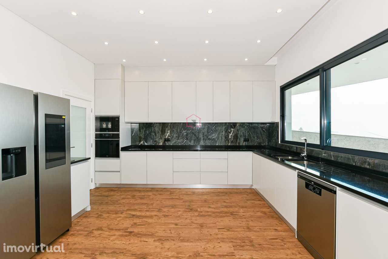 Moradia - T3 - Água de Pena - Grande imagem: 4/36