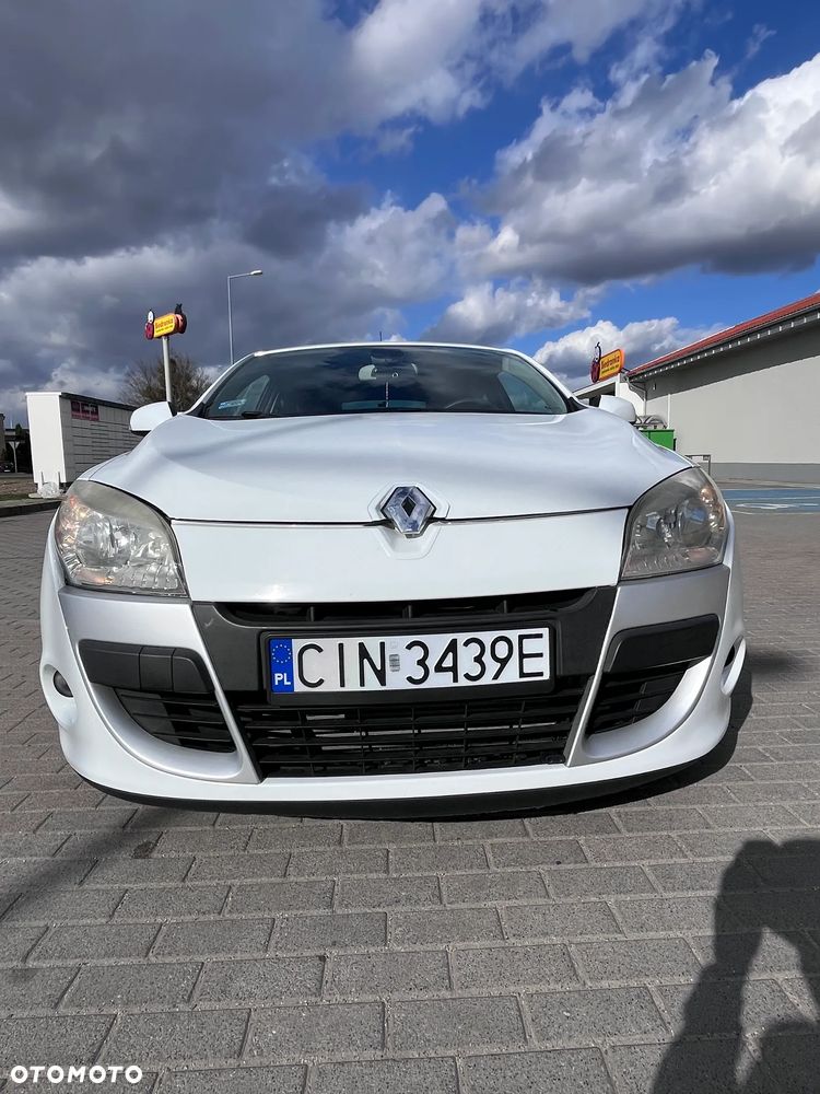 Renault Megane 1.9 dCi FAP Dynamique - 8