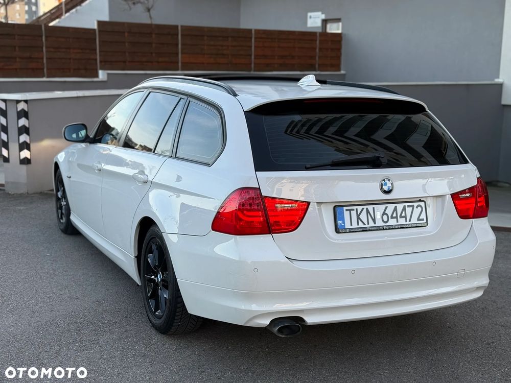 BMW Seria 3 320d Efficient Dynamics Sport Line - 10