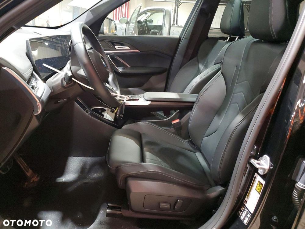 BMW X1 xDrive25i M Sport - 8