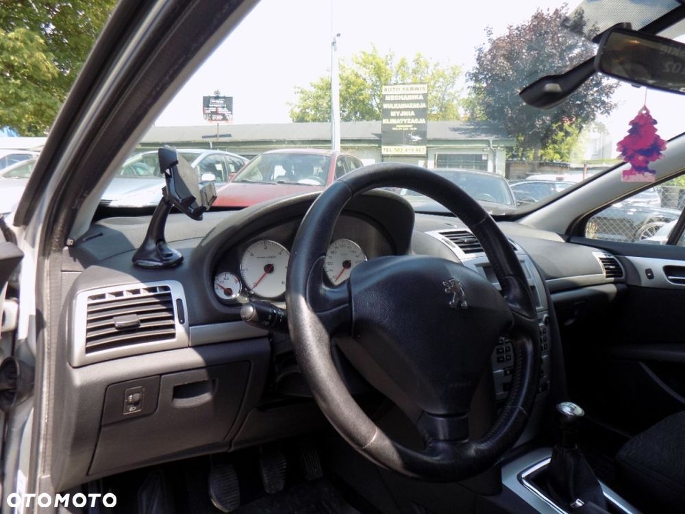 Peugeot 407 - 5