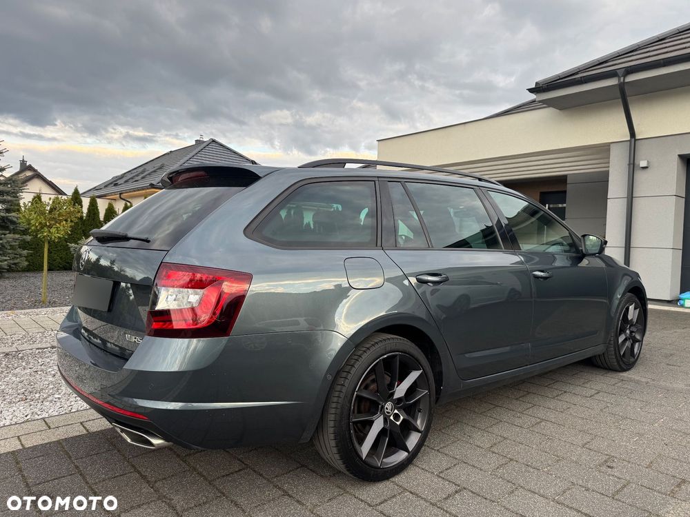 Skoda Octavia 2.0 TDI 4x4 DSG RS - 35