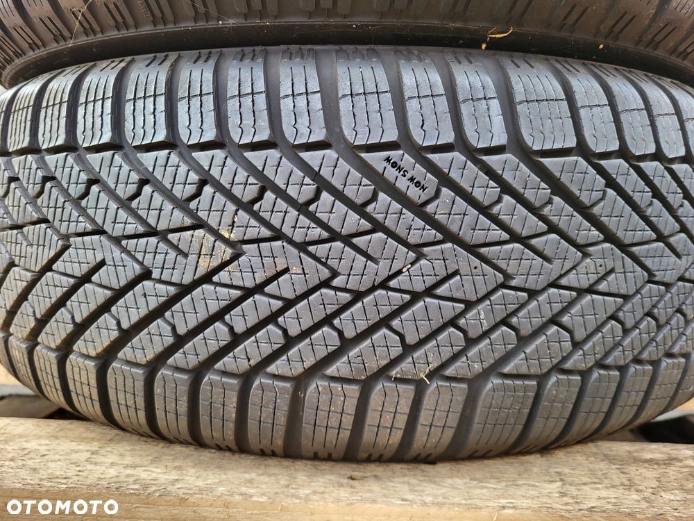 [Z102] 4x R16 205/55 Pirelli 205/55/16 j.NOWE! Opony zimowe 8mm - 8