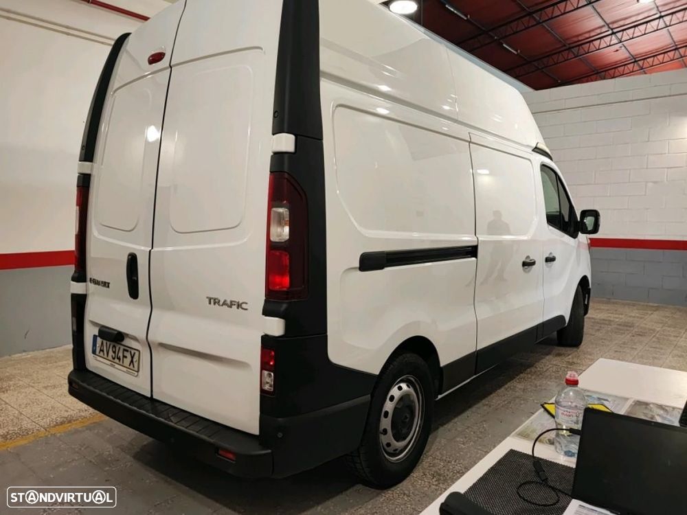 Renault Trafic 2.0 Blue dCi L2H2 c/FRIGORIFICA C/IVA - 6