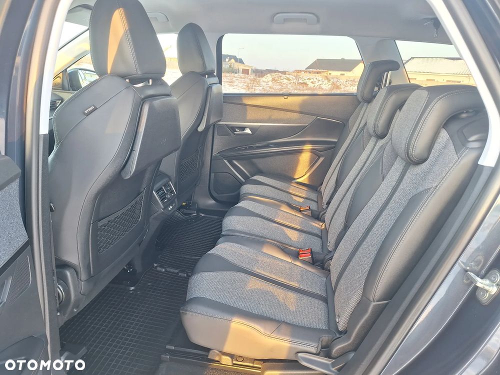 Peugeot 5008 BlueHDi 150 Allure - 20