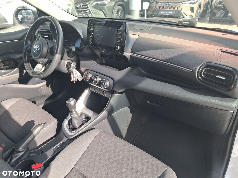 Toyota Yaris - 18