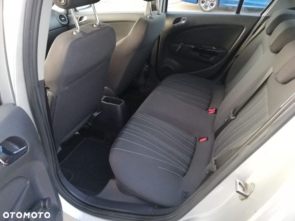 Opel Corsa 1.2 16V Innovation 110 Jahre - 9