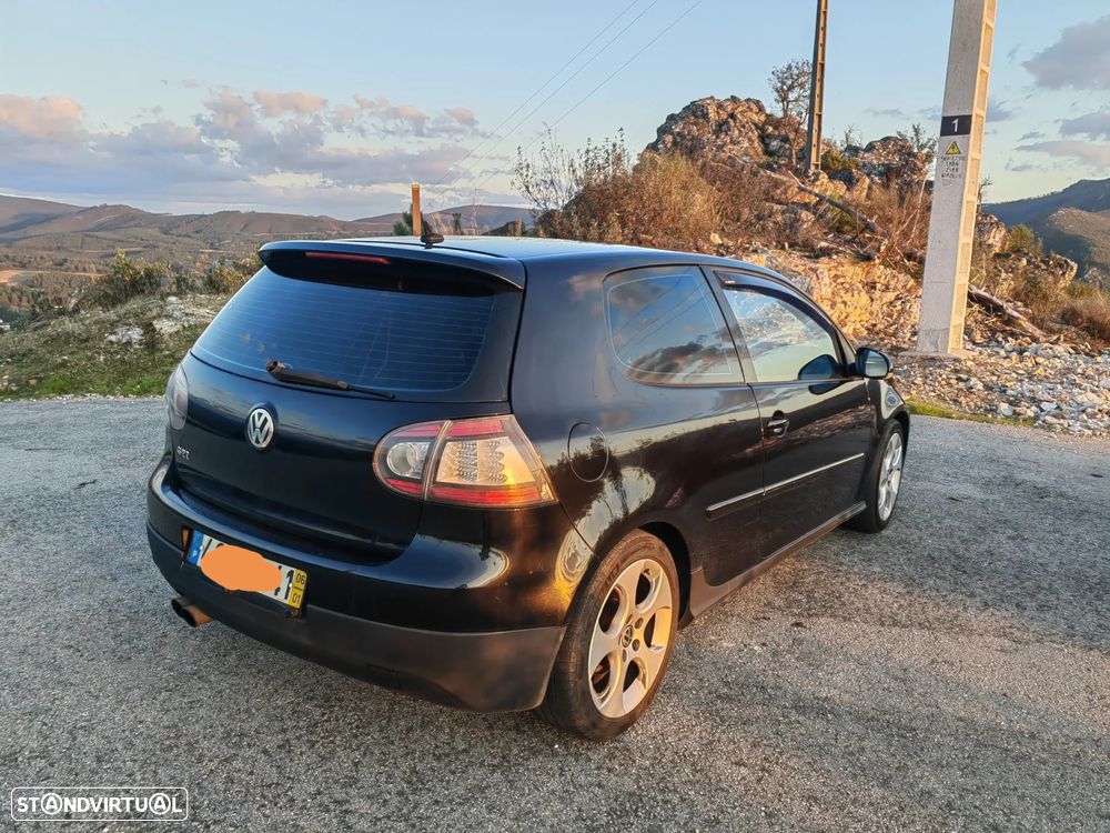 VW Golf 2.0 GTi - 7