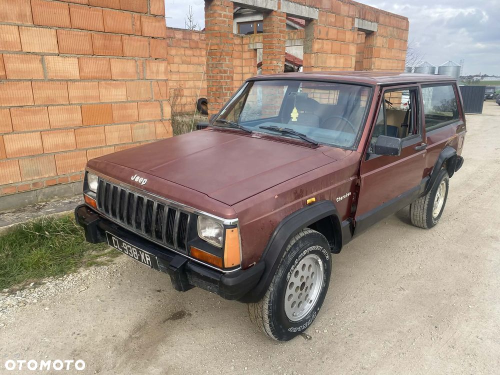 Jeep Cherokee - 36