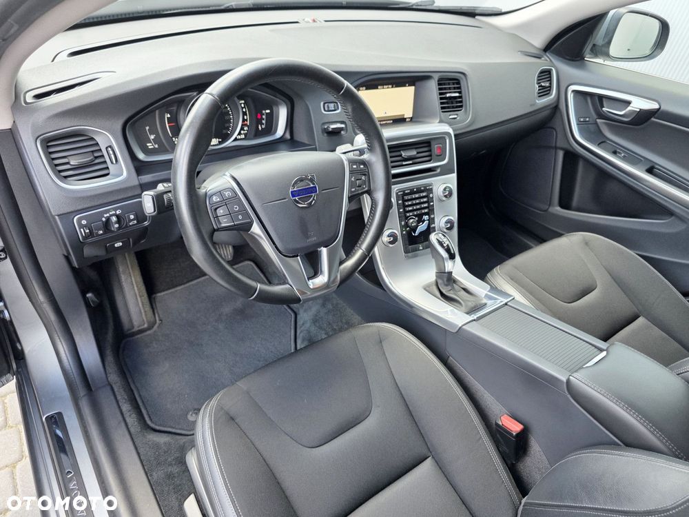 Volvo S60 - 12