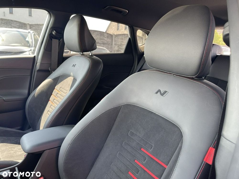 Hyundai Kona - 16