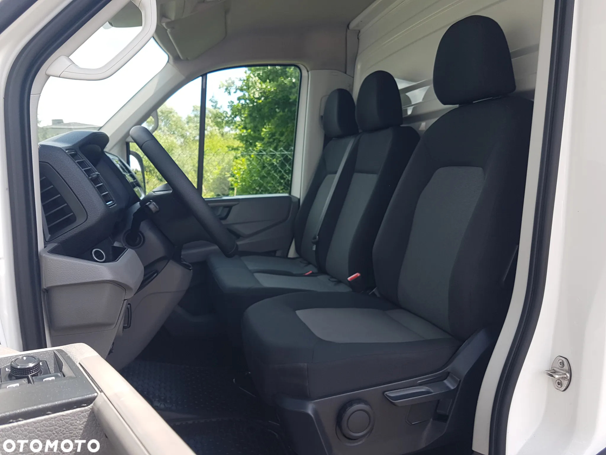 Volkswagen CRAFTER 8 EP KONTENER 4,10x2,15x2,32 KLIMA 2,0 TDI KRAJOWY DMC 3500 KG - 7