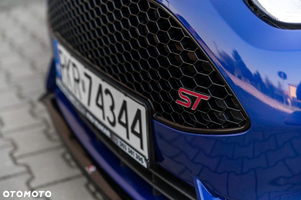 Ford Fiesta 1.6 EcoBoost ST - 20