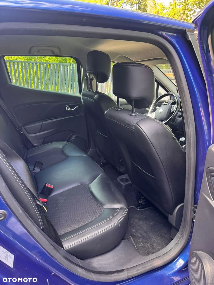 Renault Clio - 6