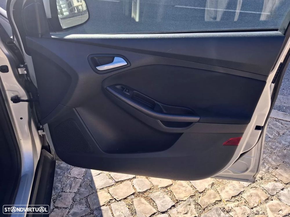 Ford Focus SW 1.6 TDCi Trend - 22
