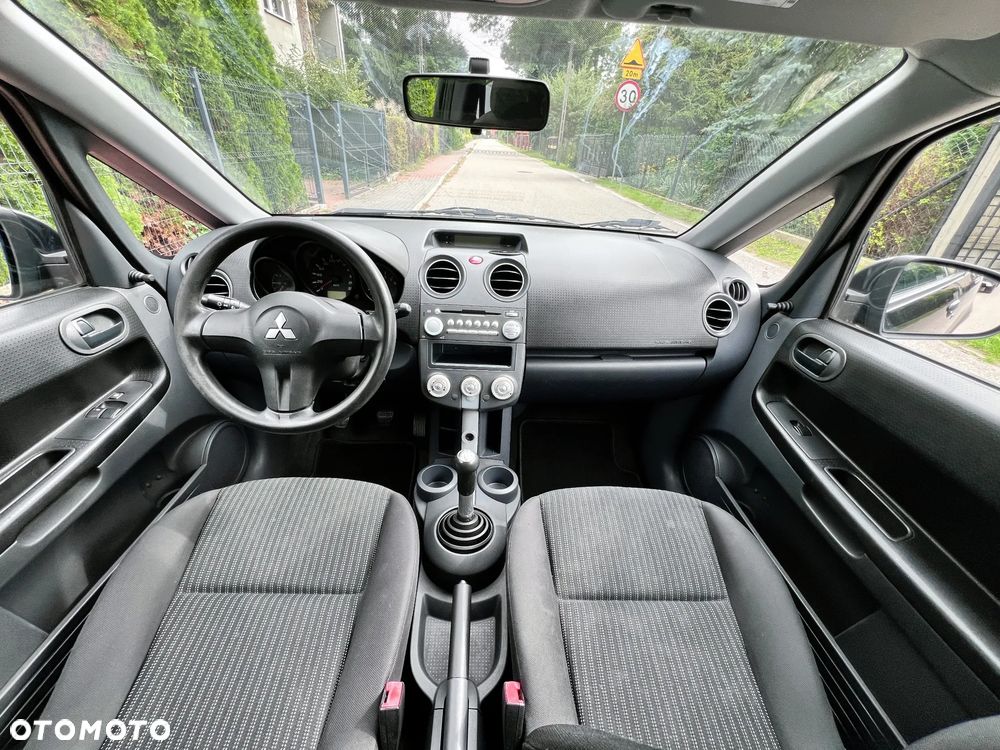 Mitsubishi Colt - 5