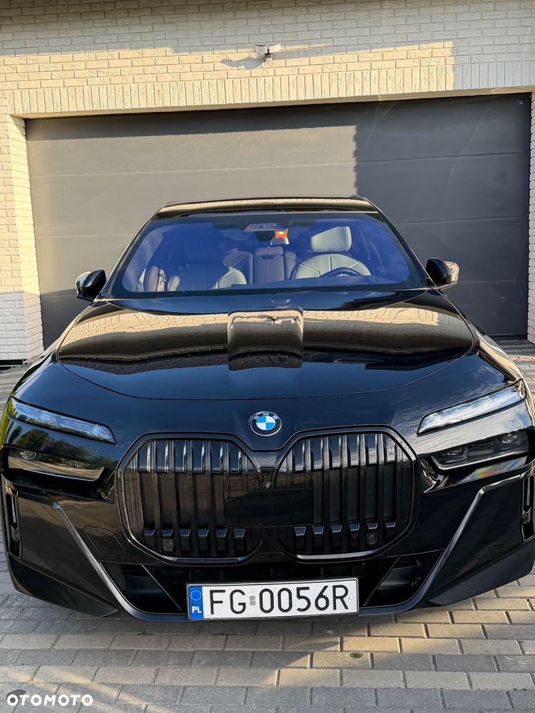 BMW Seria 7 - 30