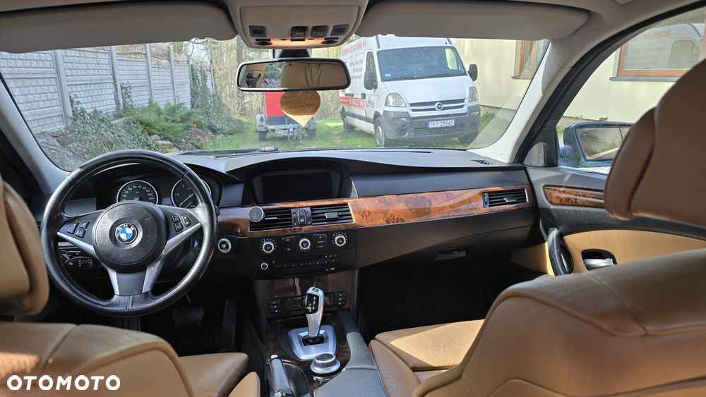 BMW Seria 5 535d - 12
