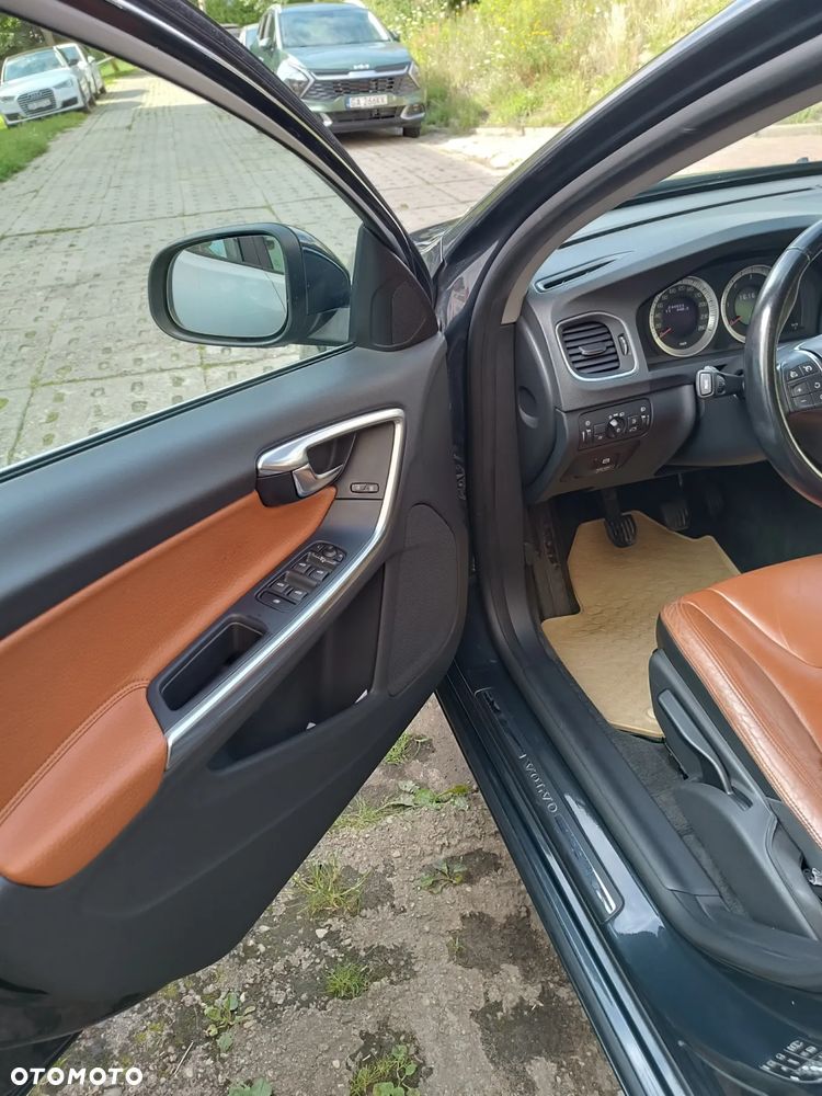 Volvo S60 DRIVe - 10