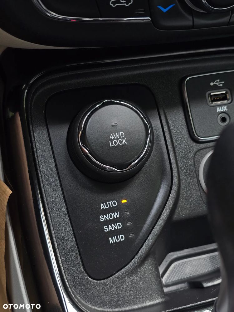 Jeep Compass 2.0 MJD Limited 4WD S&S - 32