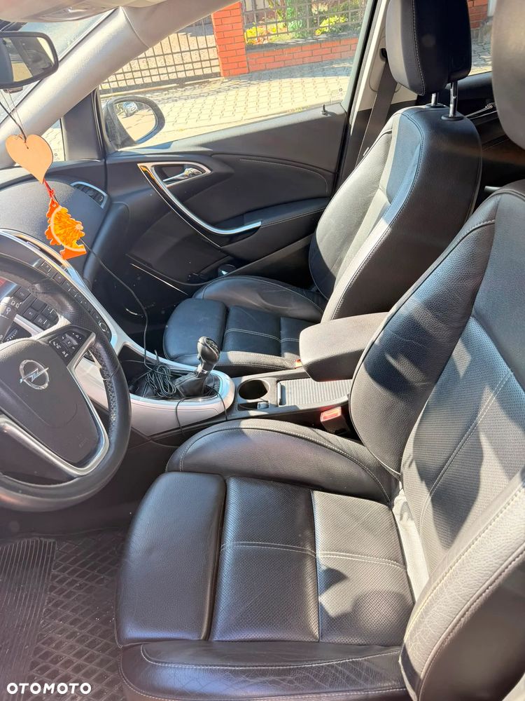 Opel Astra 1.6 T Sport - 21