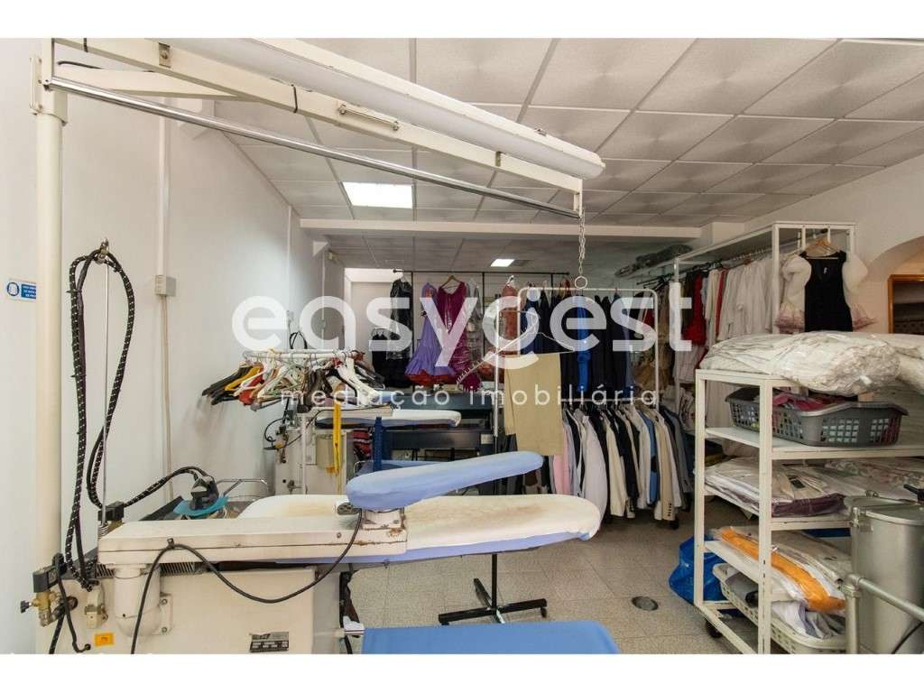 Loja-Lavandaria totalmente equipada em Vila Real de Santo António - Grande imagem: 4/13